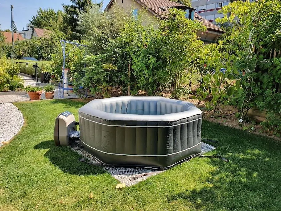 Appartement Dans Un Jardin Geneva Apartment