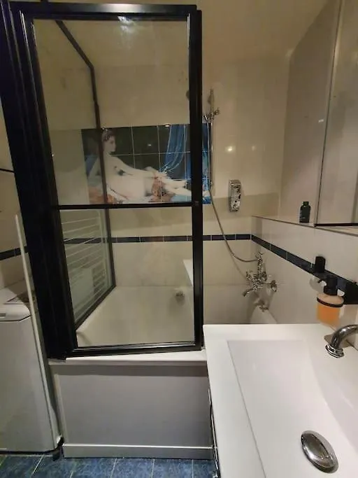 Apartment Appartement Dans Un Jardin Geneva